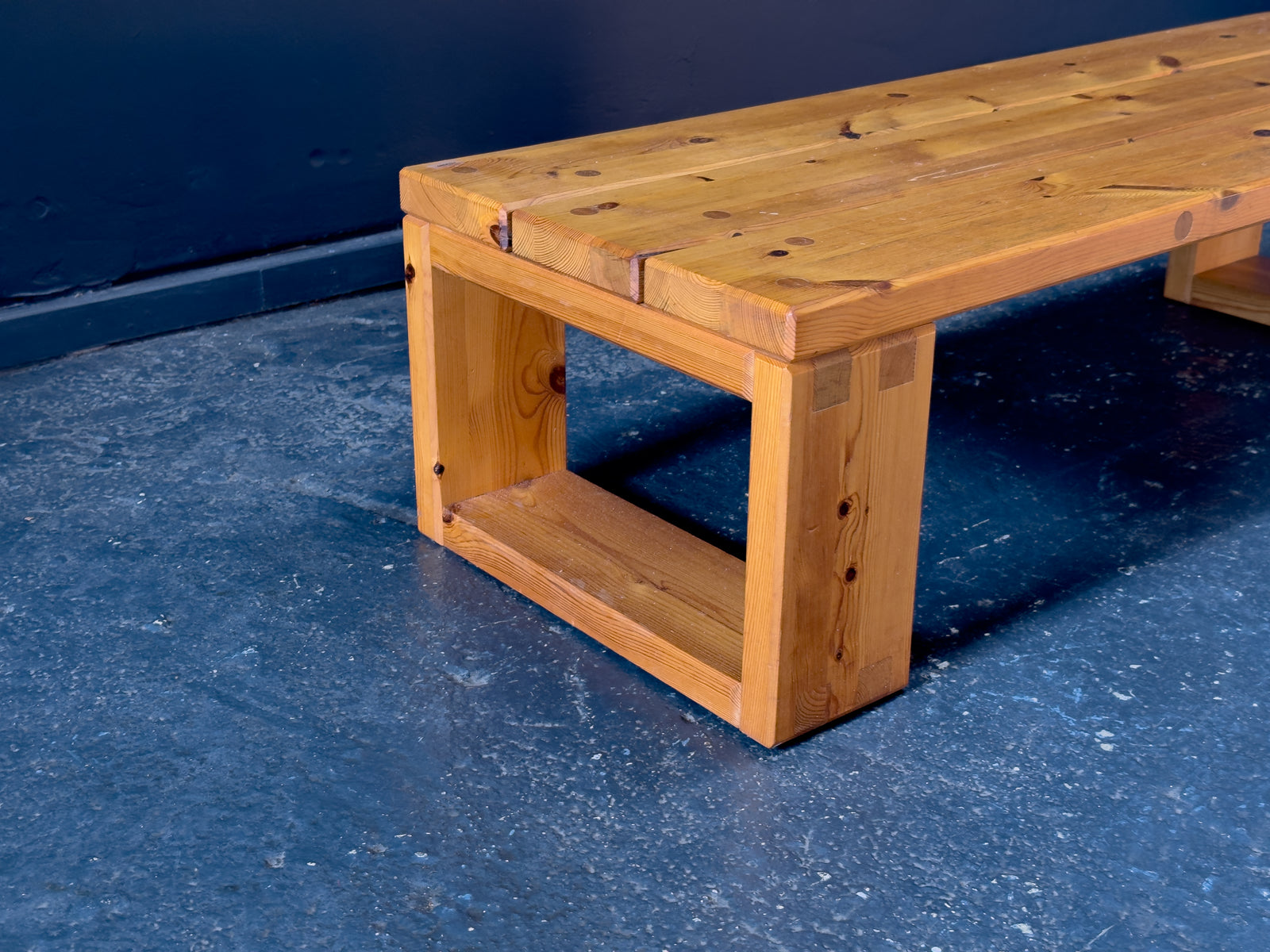 Low Pine Bench