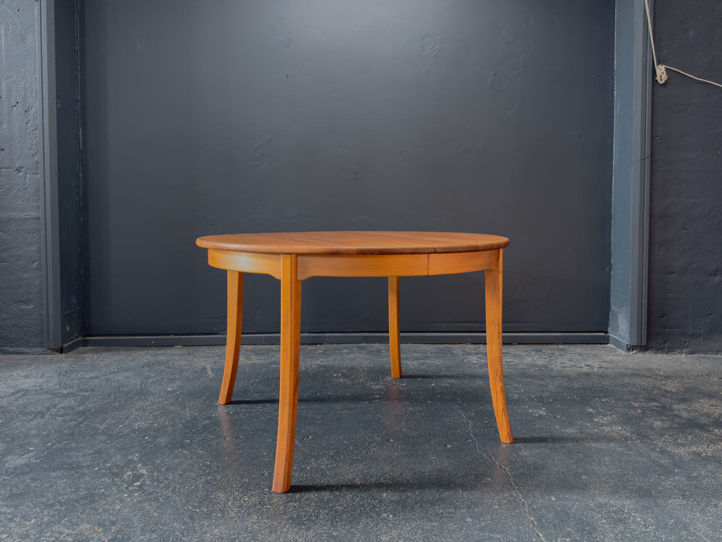 Extending Pine Dining Table