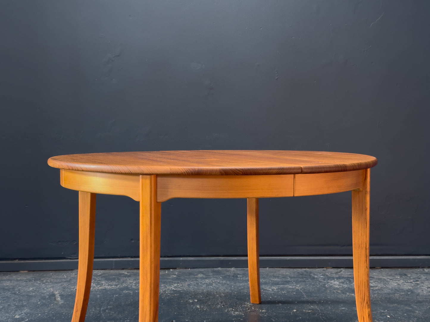 Extending Pine Dining Table