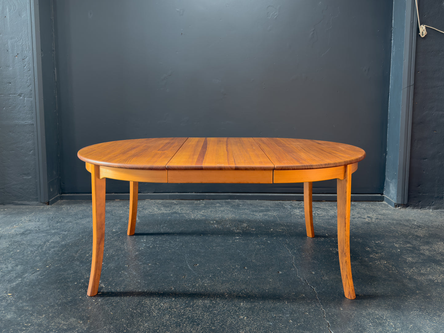 Extending Pine Dining Table