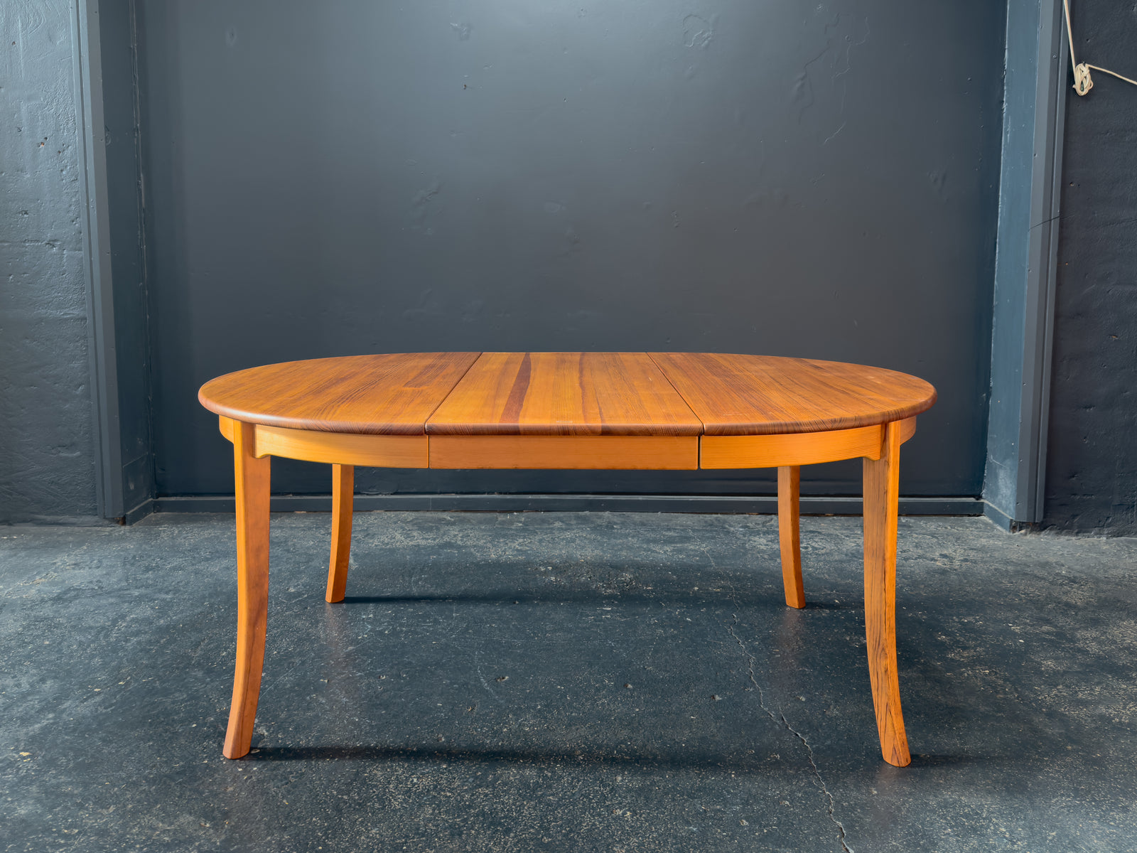 Extending Pine Dining Table