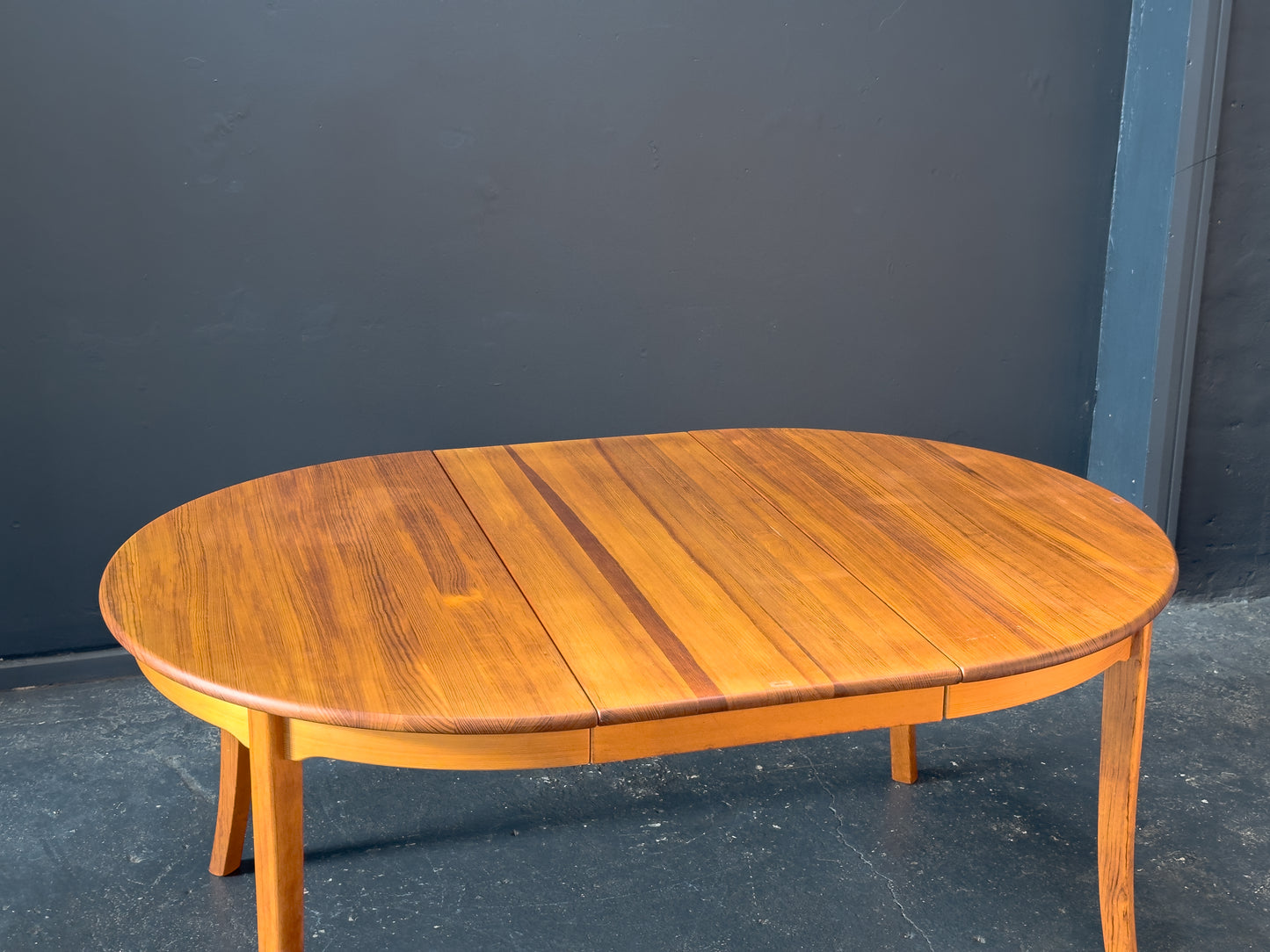 Extending Pine Dining Table