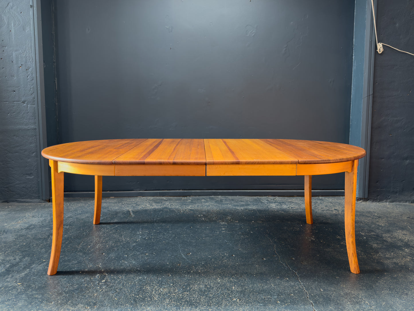 Extending Pine Dining Table