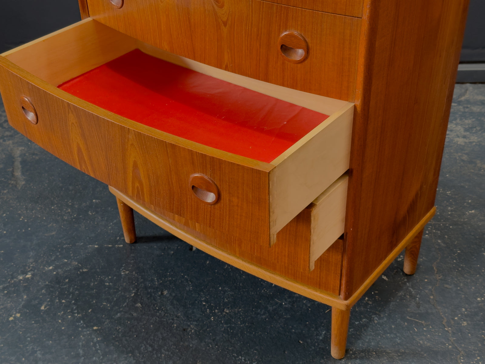 Teak Chest of Drawers with Round Handles