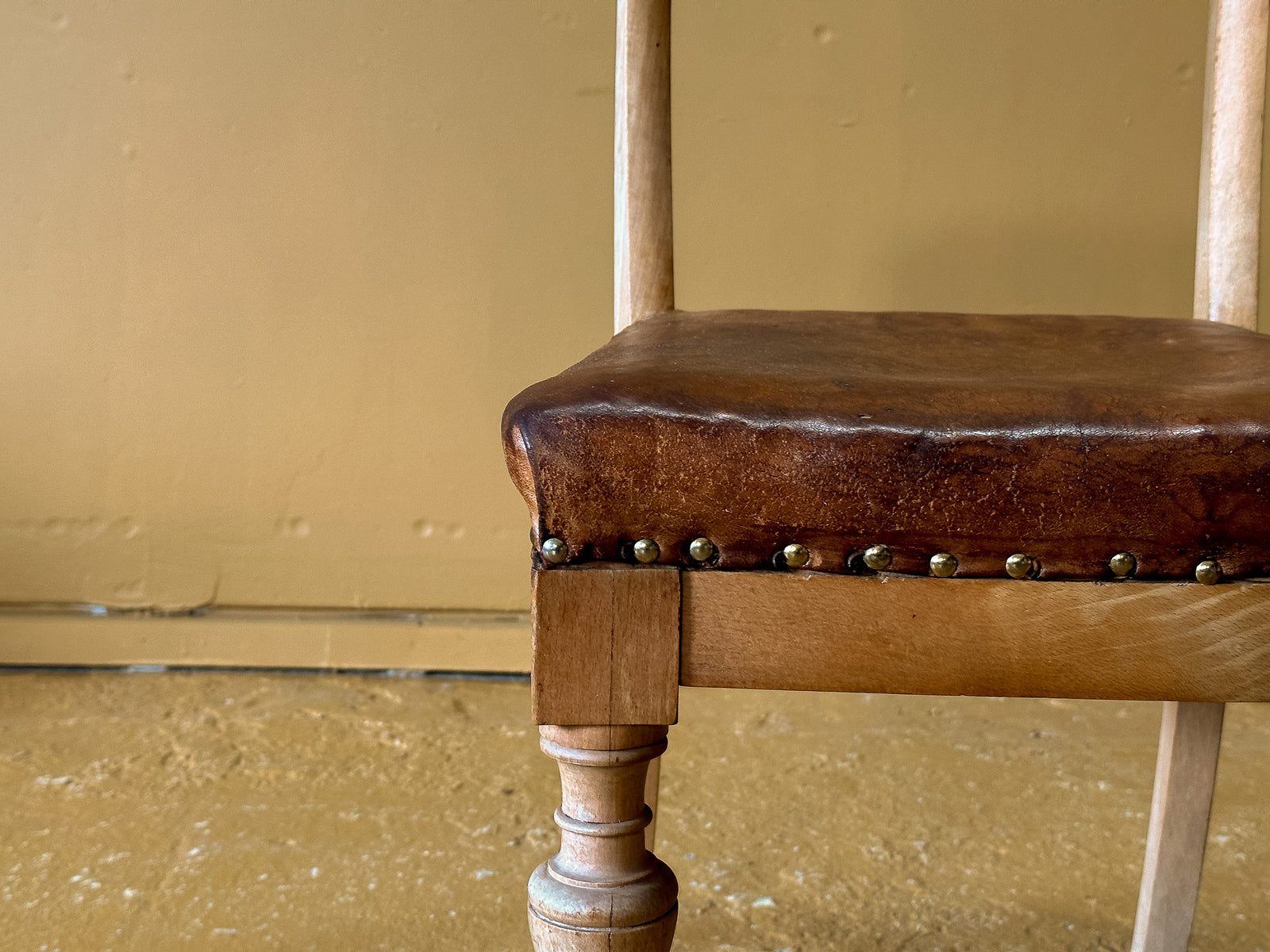 Klismos Chair