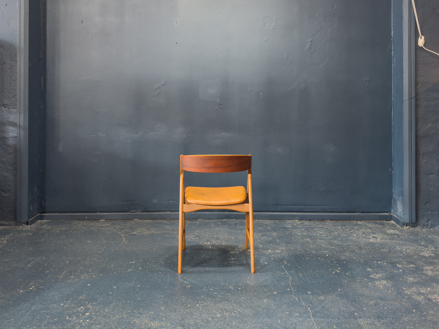 Model 71 Teak and Leather Chair by Henning Kjærnulf
