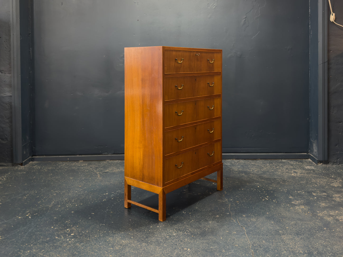 Oak Chest of Drawers with Brass Handles