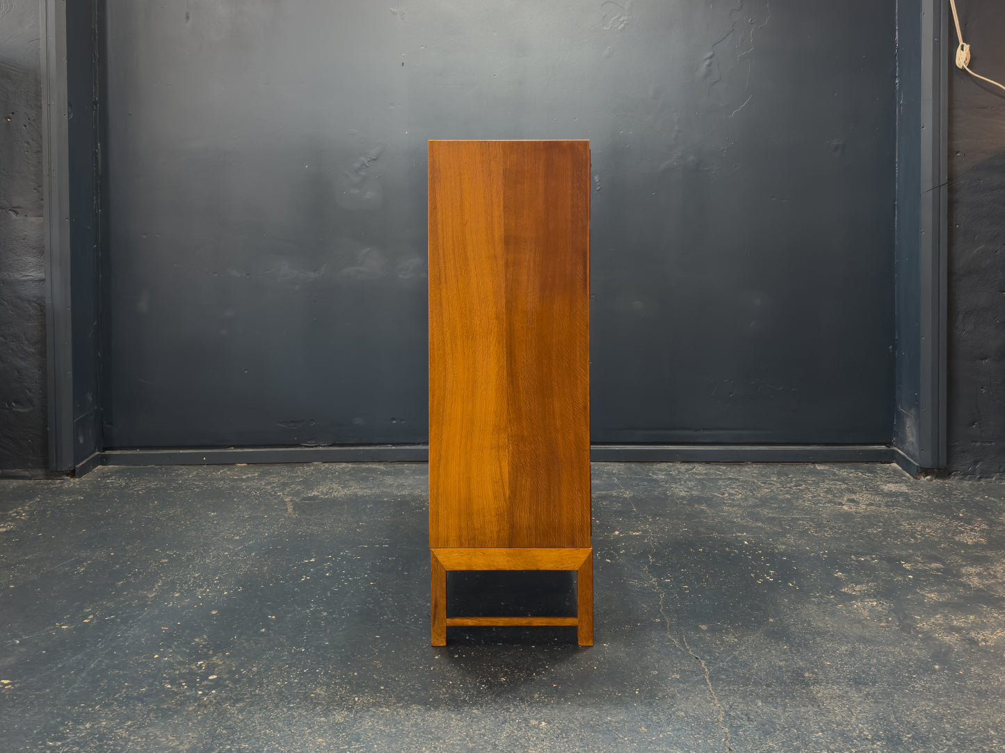 Oak Chest of Drawers with Brass Handles