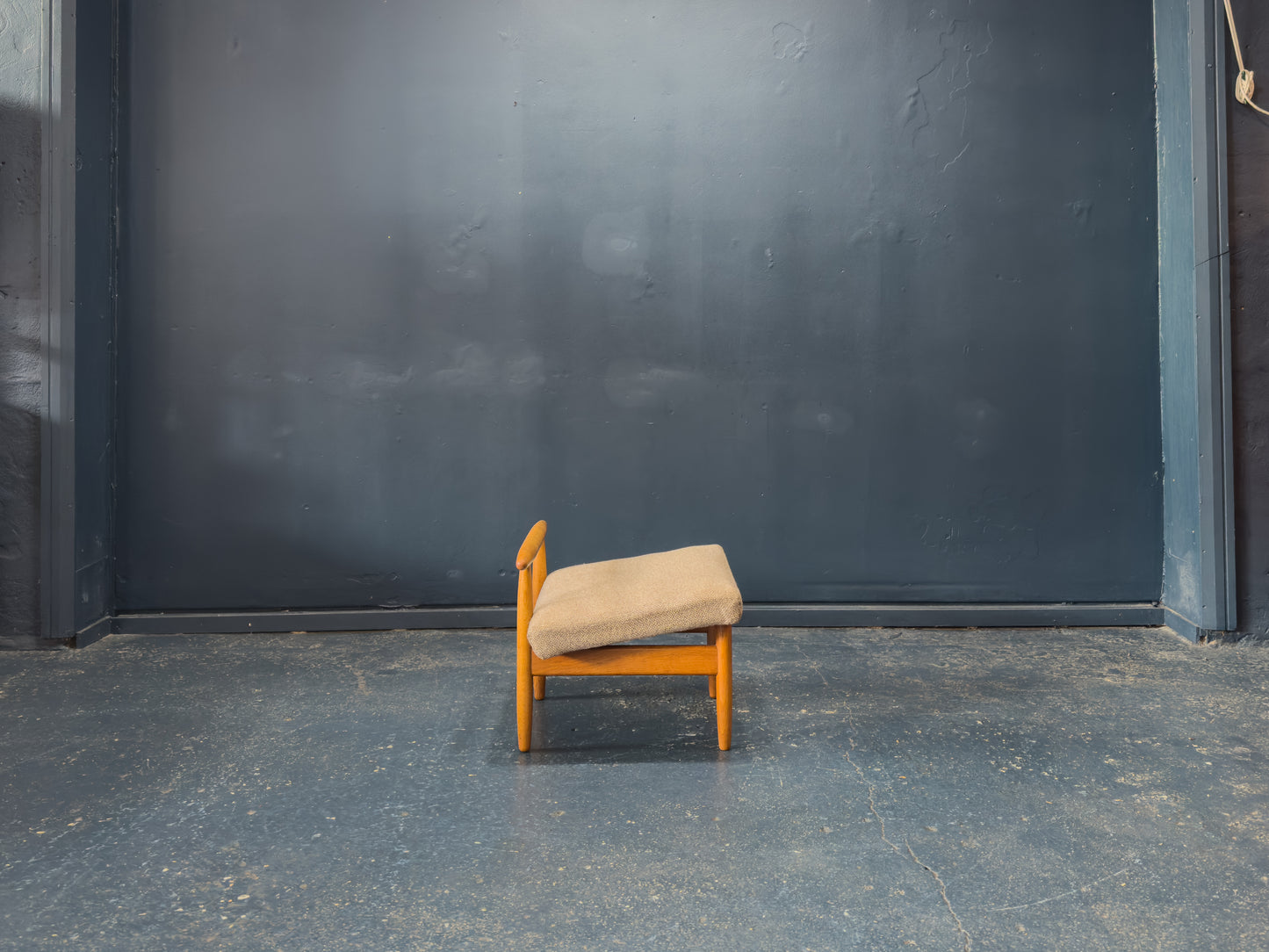 Ejvind A. Johansson Model J65 stool