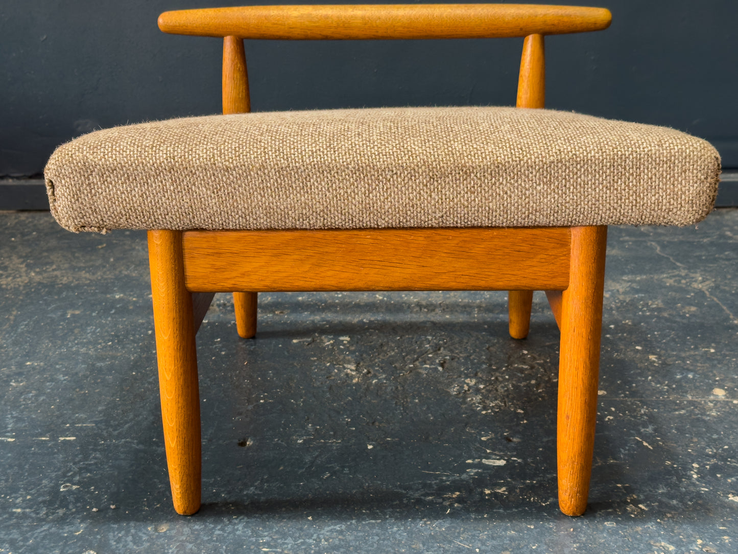 Ejvind A. Johansson Model J65 stool