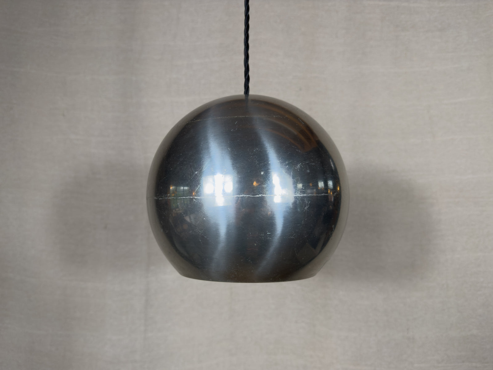 Topan Pendant light