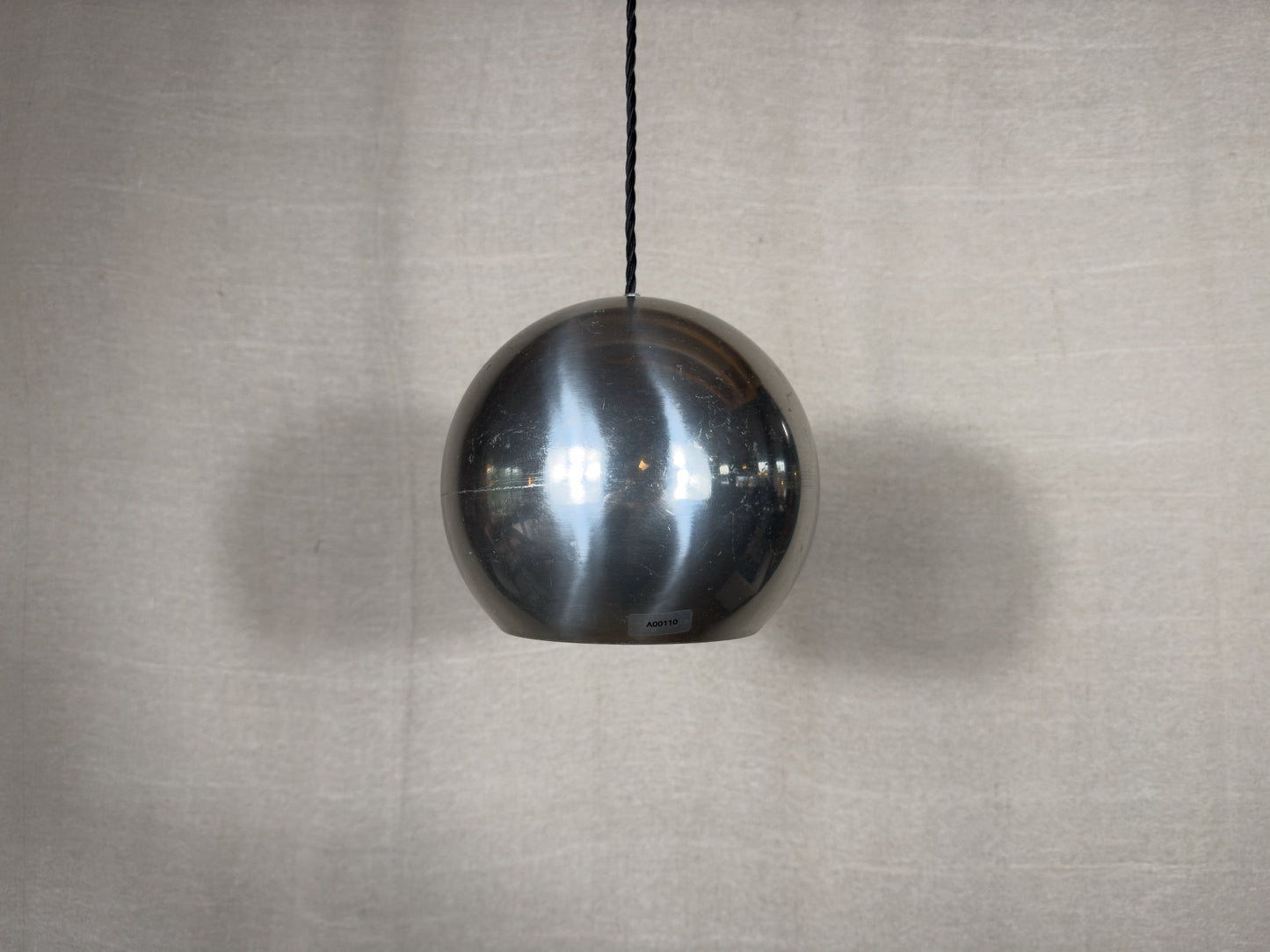 Topan Pendant light