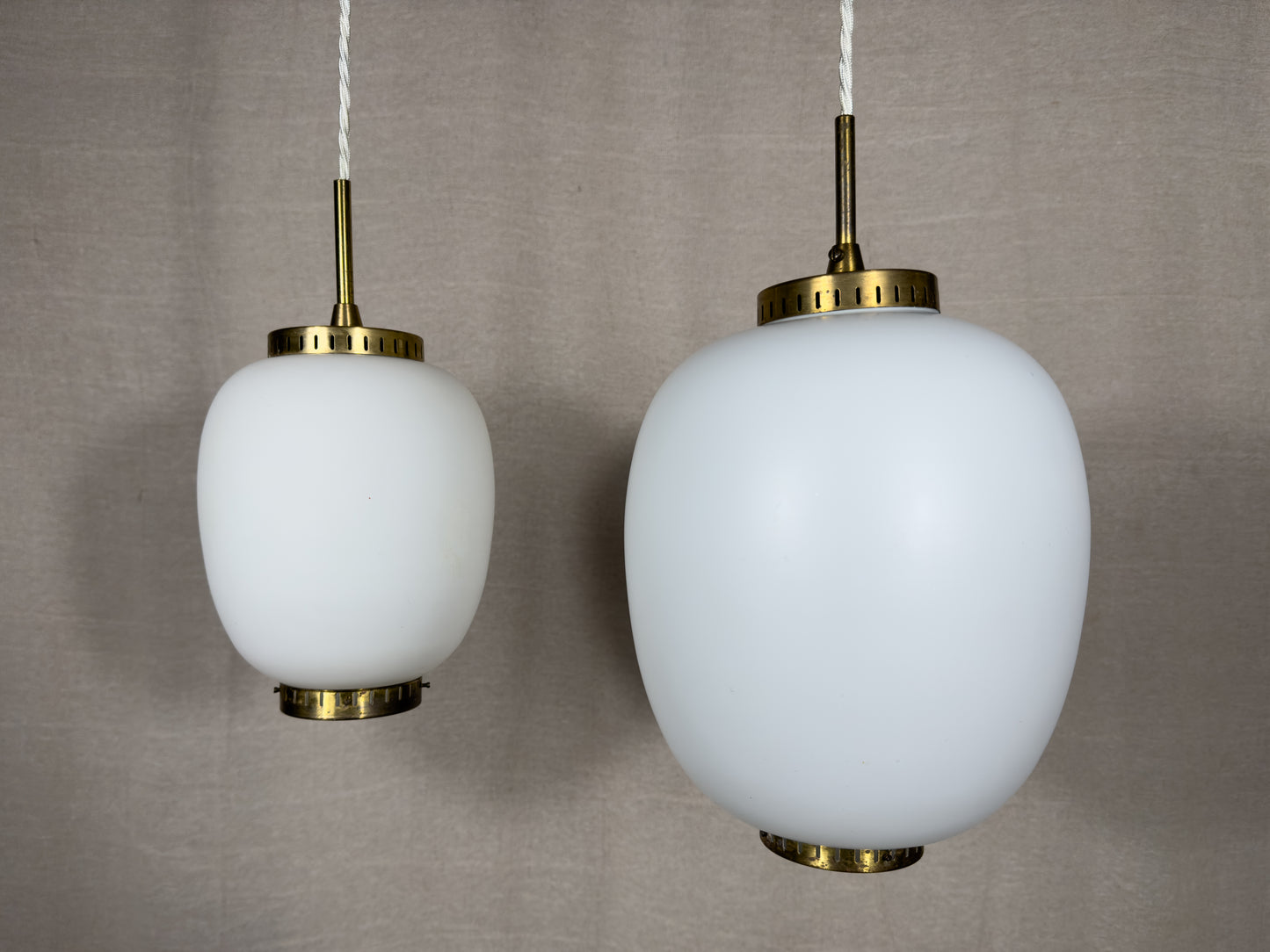 Bent Karbly Opal Glass Small Pendant Light