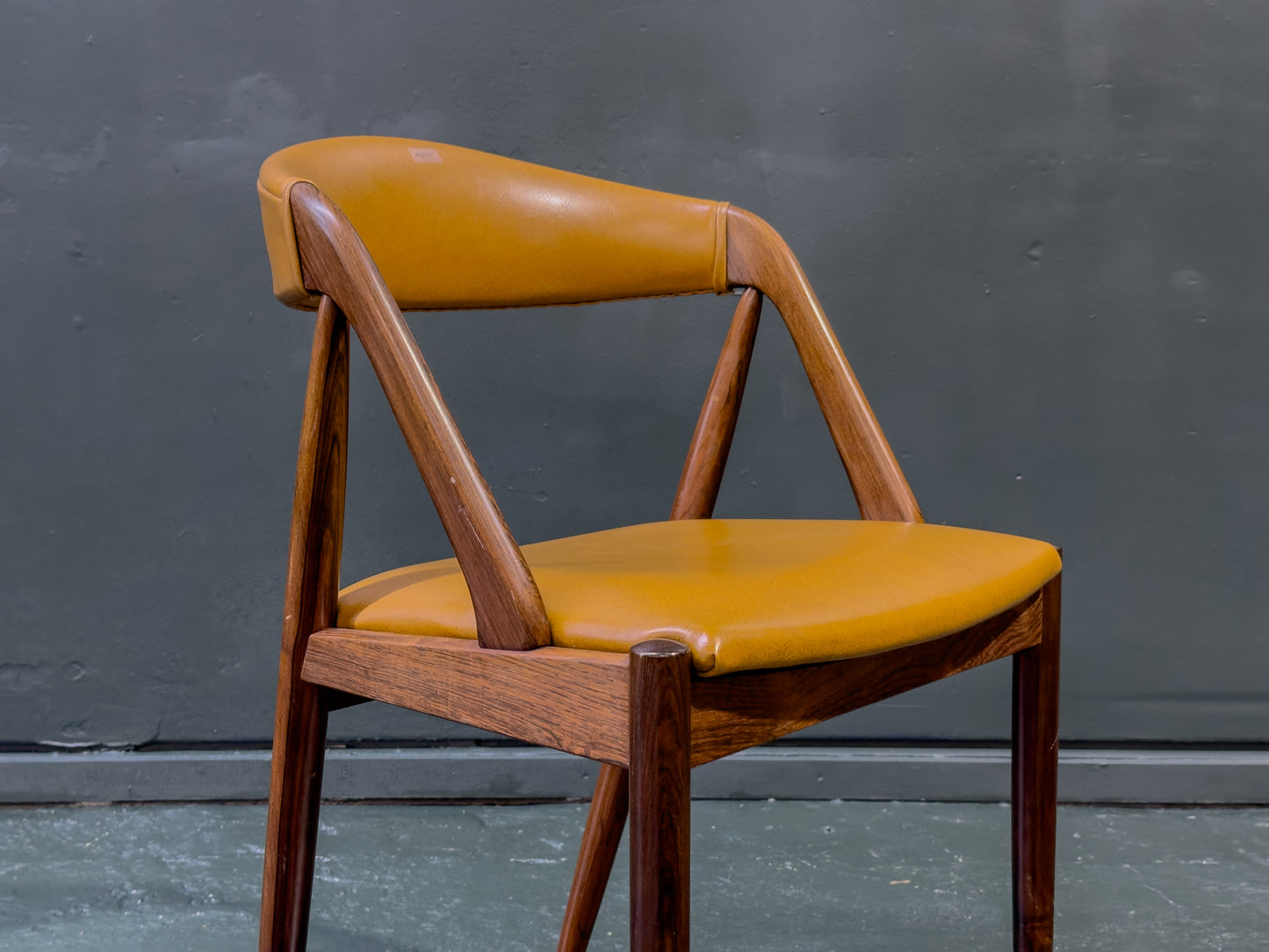 Set of 6 Leather and Rosewood Model 31 Chairs by Kai Kristiansen