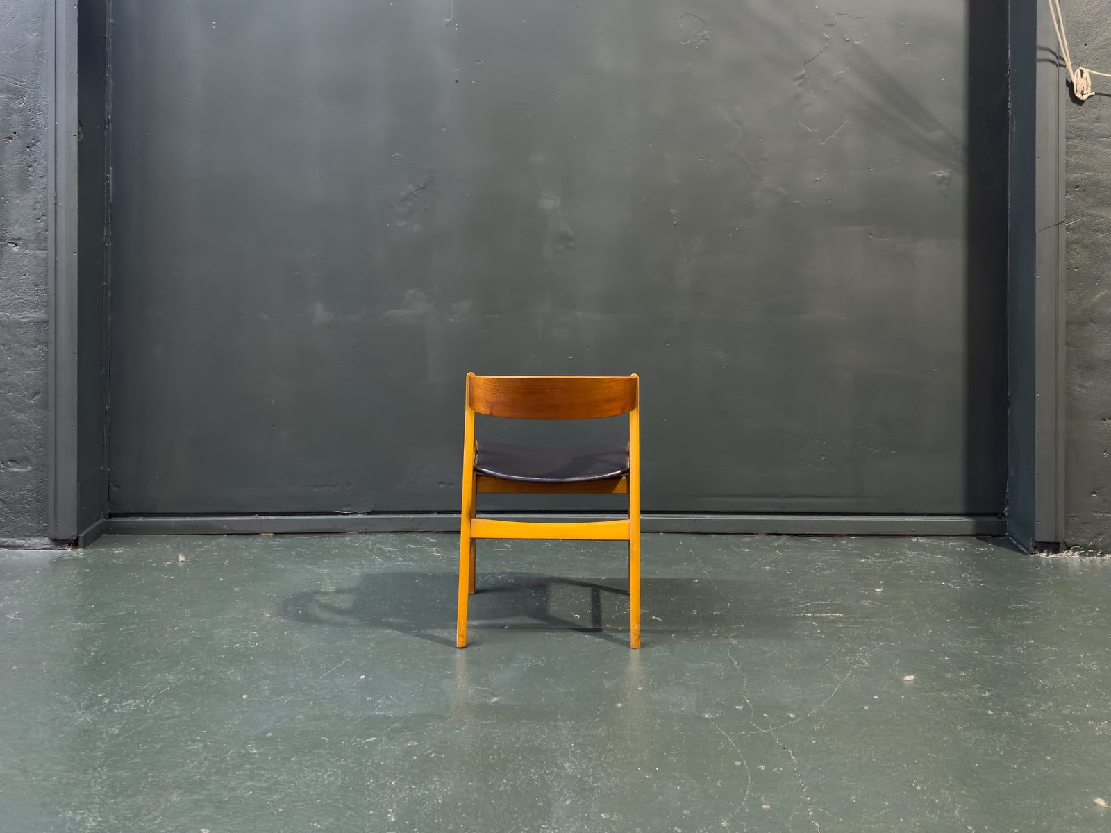 Henning Kjaernulf Model 72 Chair