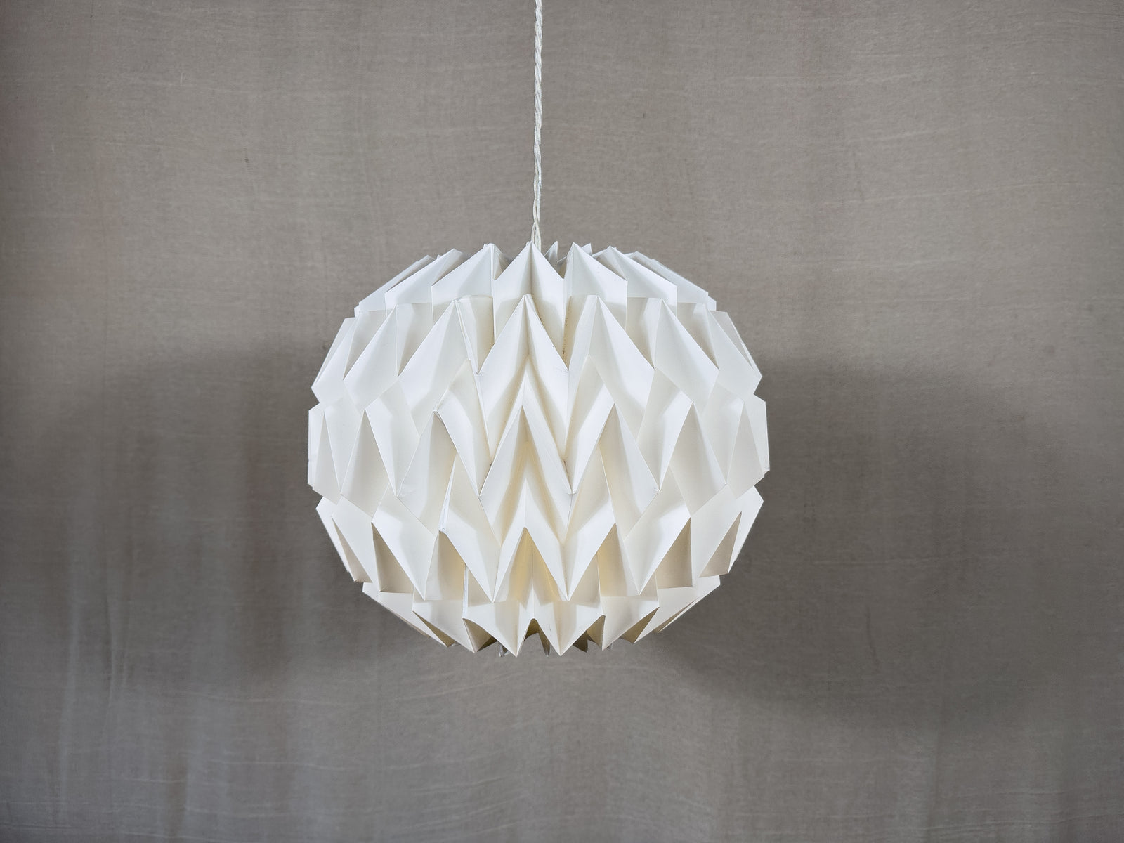 Zig zag textured pendant light