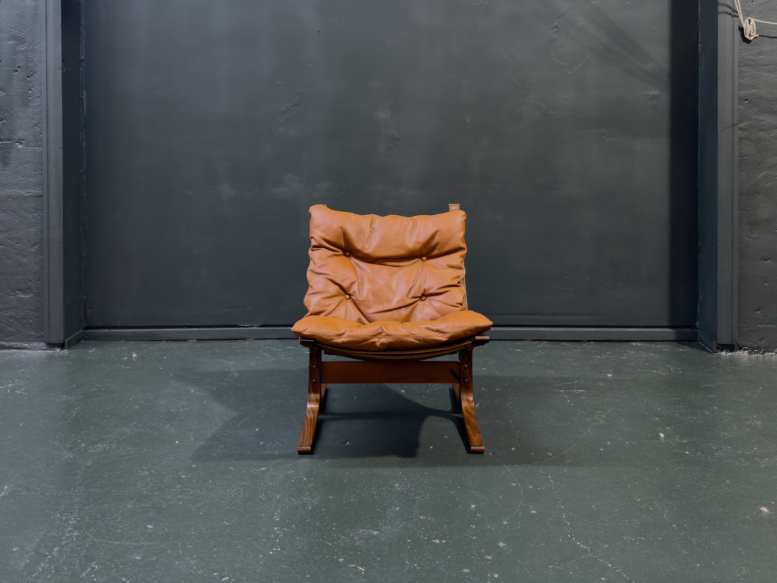 Tan Leather Siesta Chair