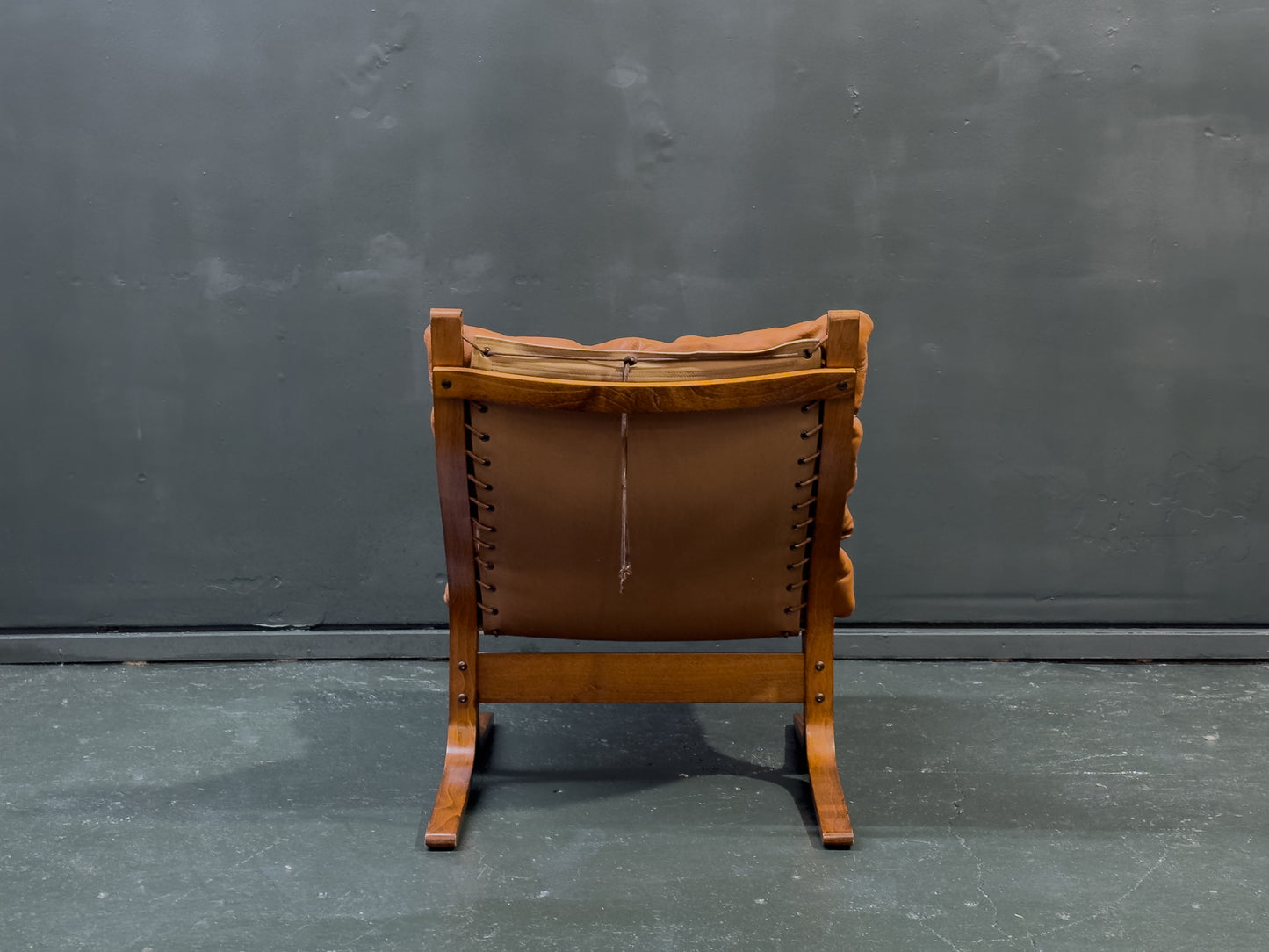 Tan Leather Siesta Chair