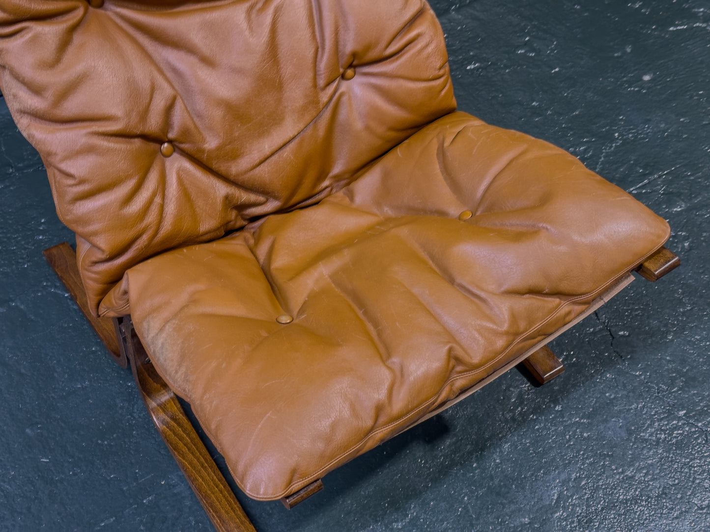 Tan Leather Siesta Chair