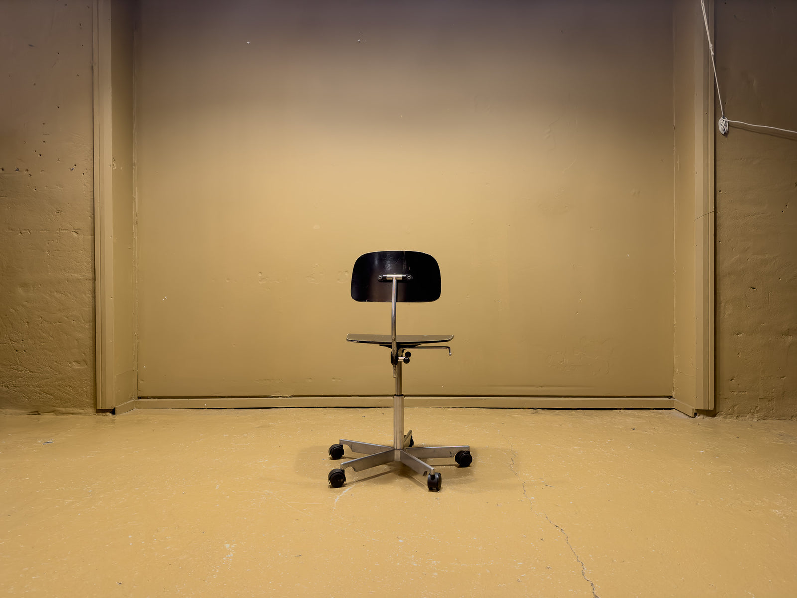 Jorgen Rasmussen 2533 Desk Chairs