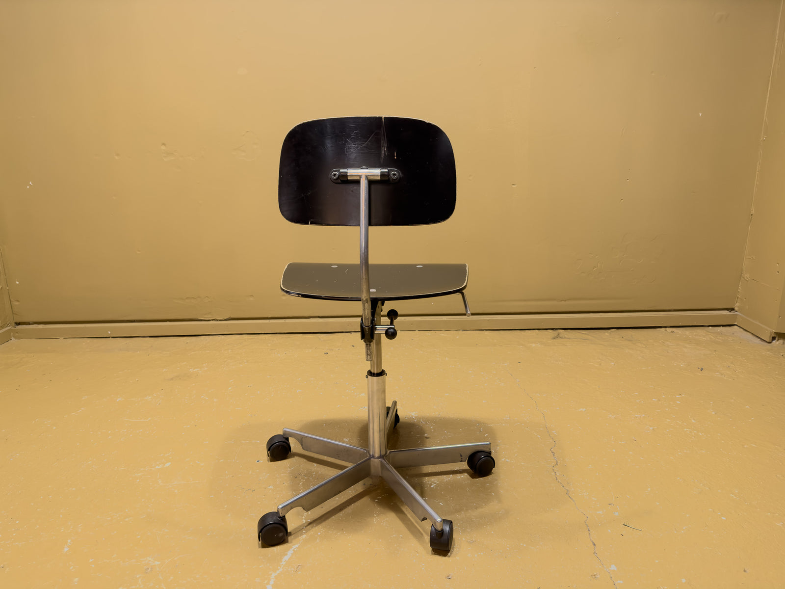 Jorgen Rasmussen 2533 Desk Chairs