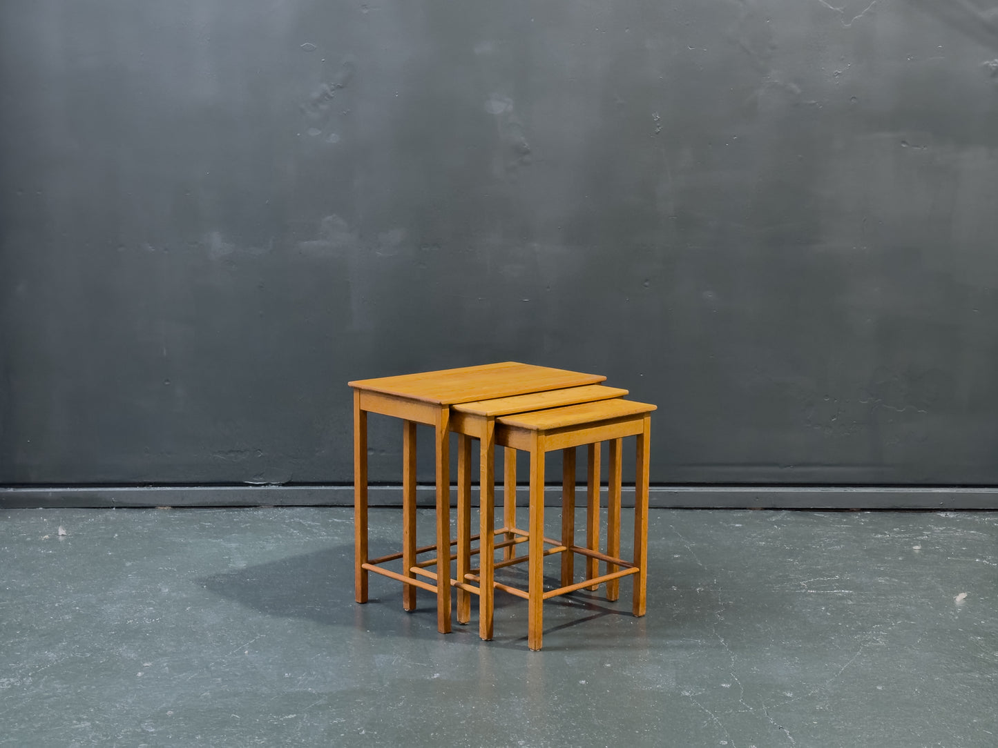 Set of Oak Nesting Tables