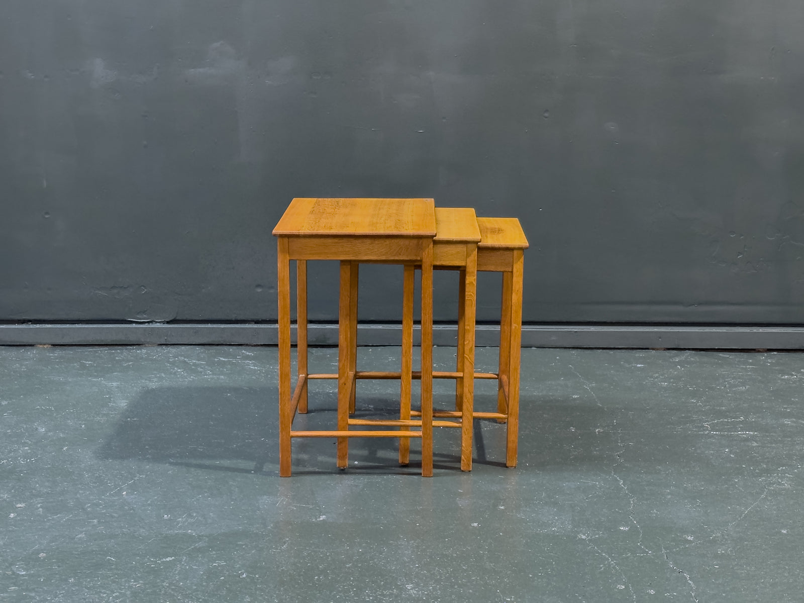 Set of Oak Nesting Tables