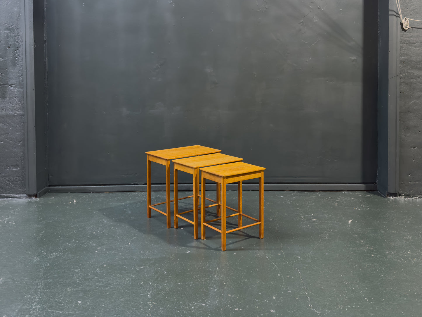 Set of Oak Nesting Tables