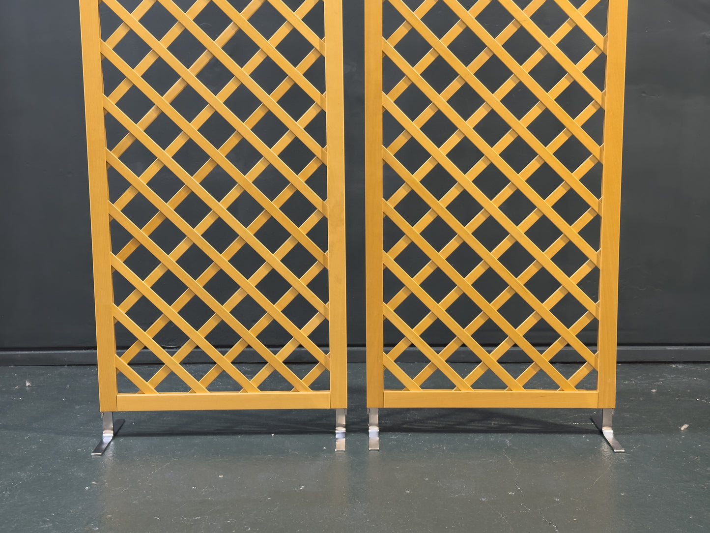 Beech and Chrome Screen