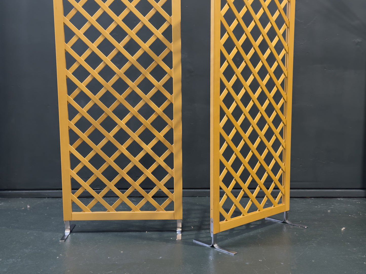 Beech and Chrome Screen