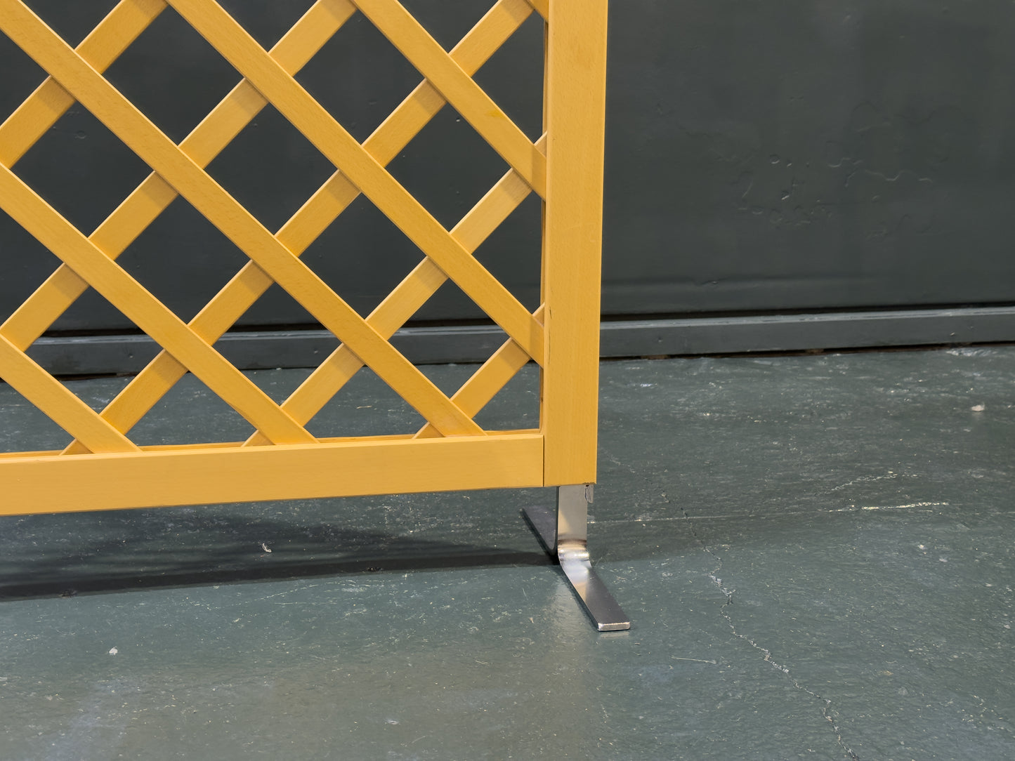 Beech and Chrome Screen