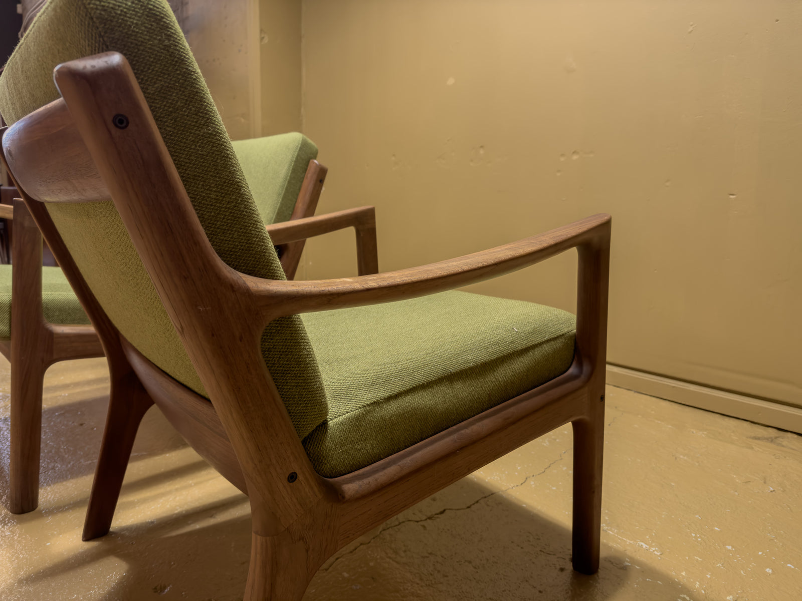 Ole Wanscher FD-109 Lounge Chairs