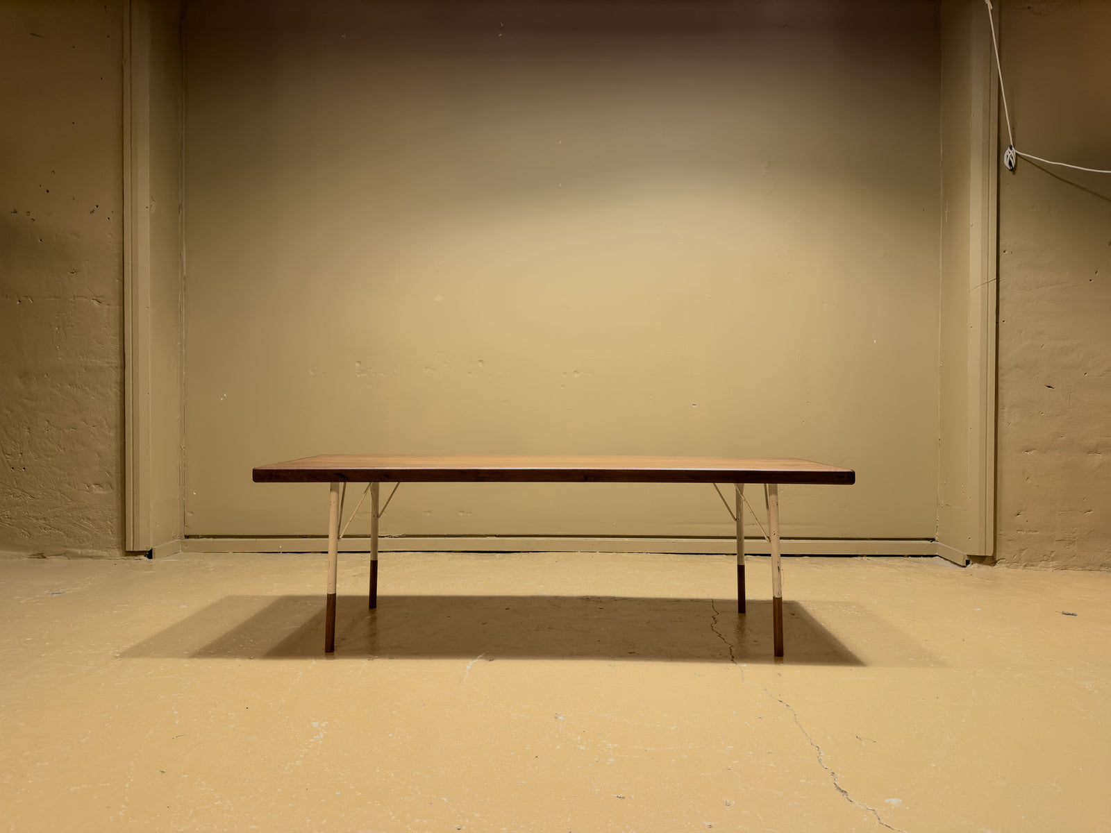 Table with White Metal Legs