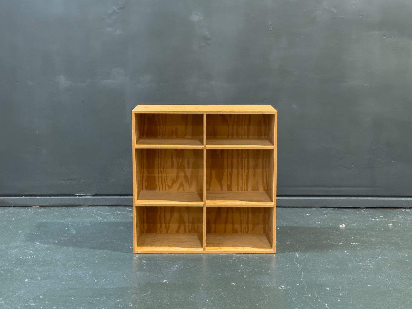 Pine Storage Unit 70 x 70 x 33 cm