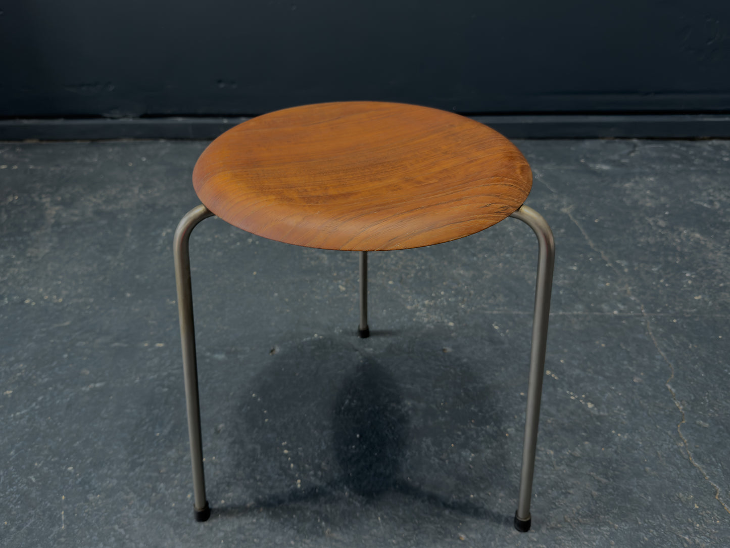 Arne Jacobsen Dot Stool