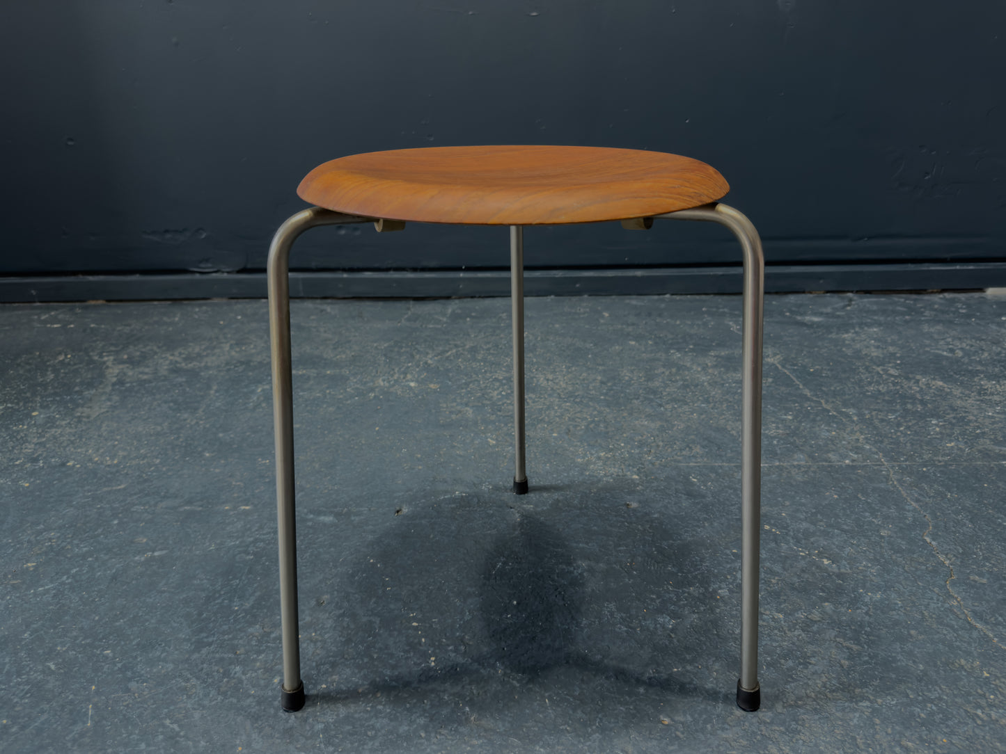 Arne Jacobsen Dot Stool