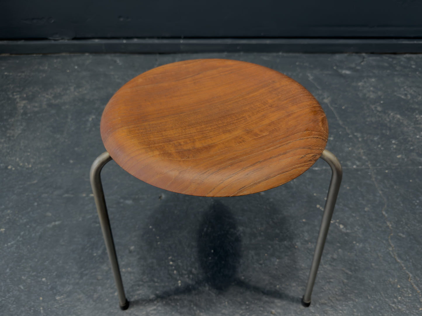 Arne Jacobsen Dot Stool