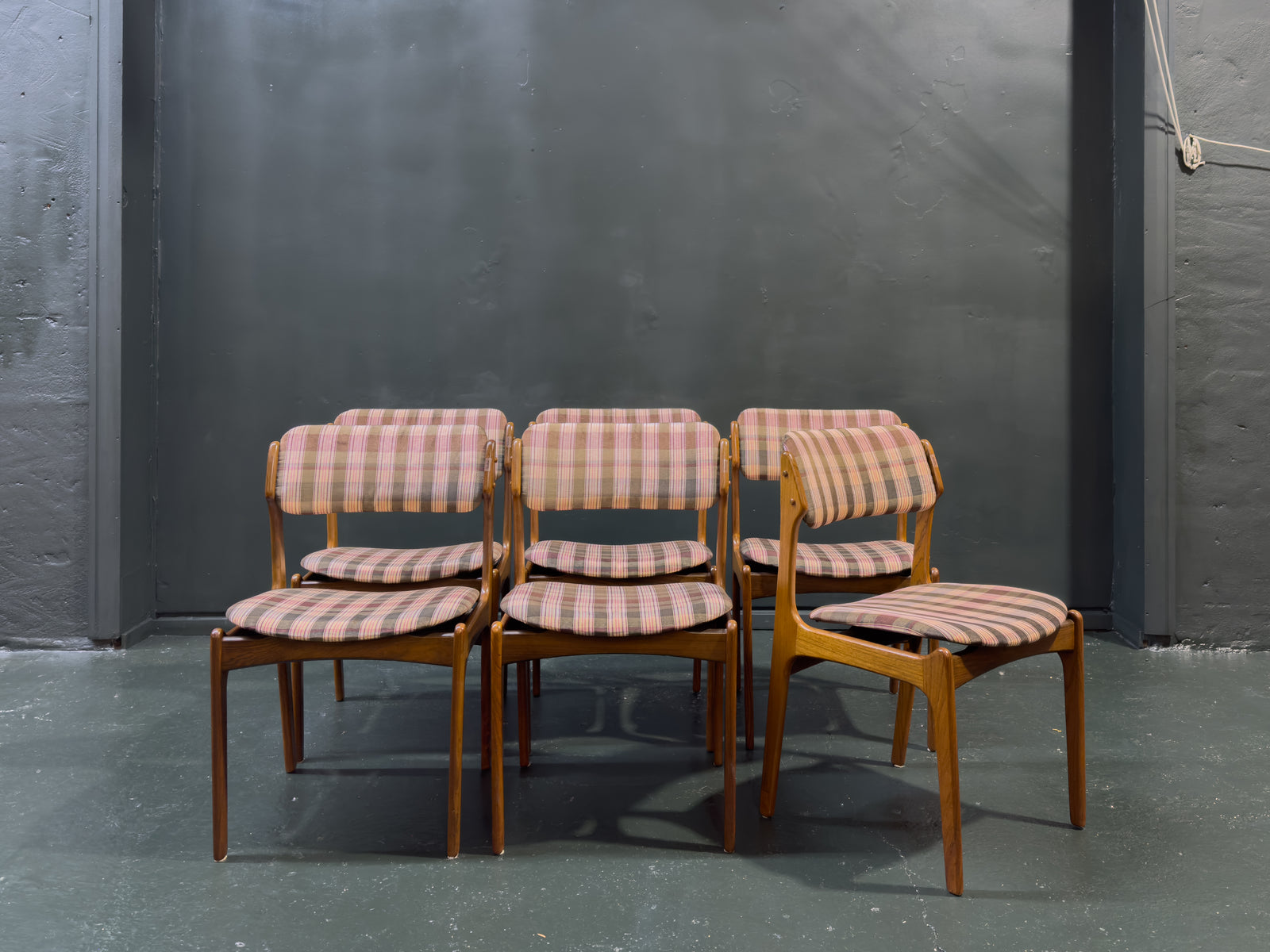 Set of 6 Teak and Plaid Upholstered Dining Chairs