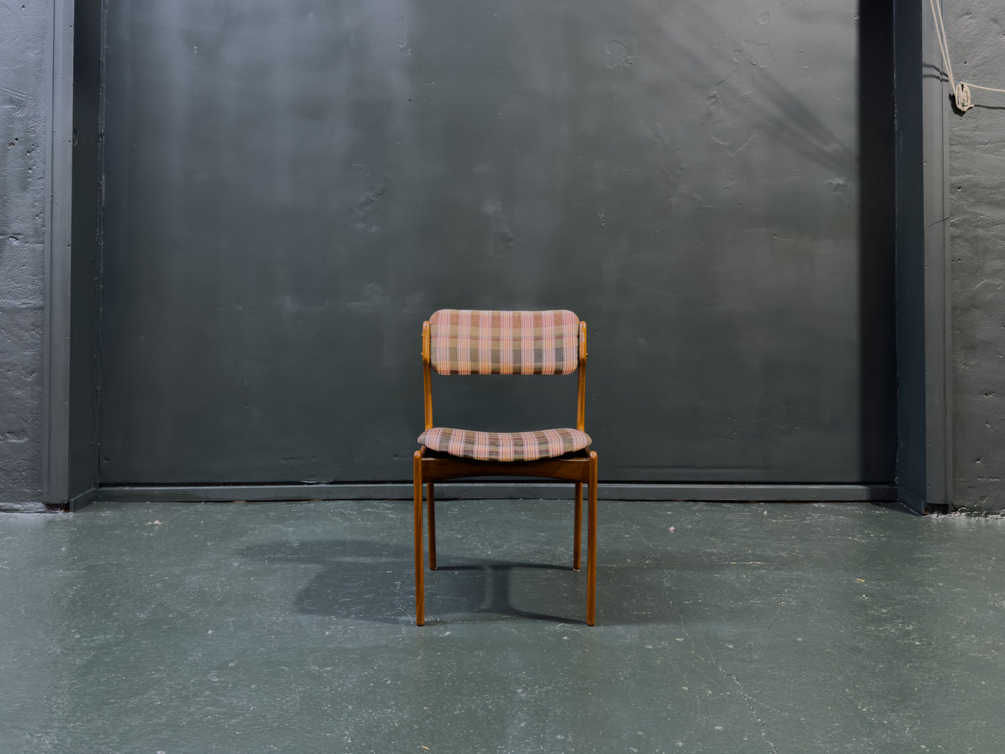 Set of 6 Teak and Plaid Upholstered Dining Chairs