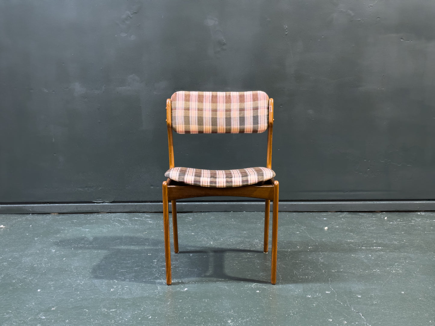 Set of 6 Teak and Plaid Upholstered Dining Chairs