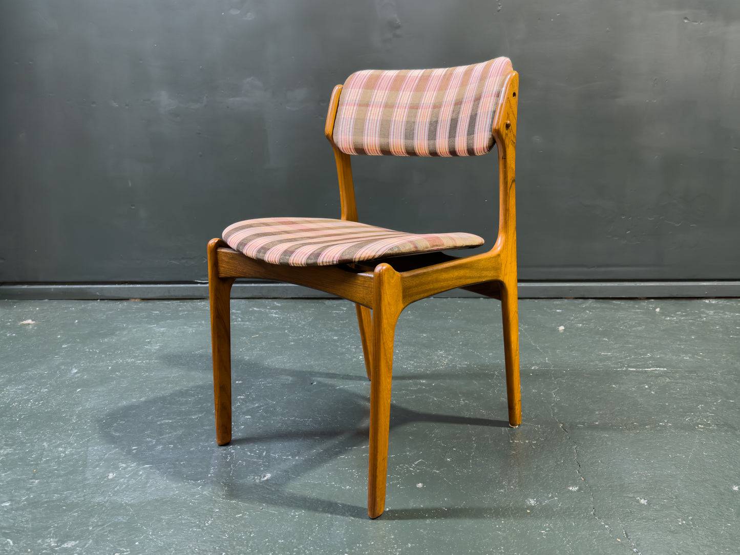 Set of 6 Teak and Plaid Upholstered Dining Chairs