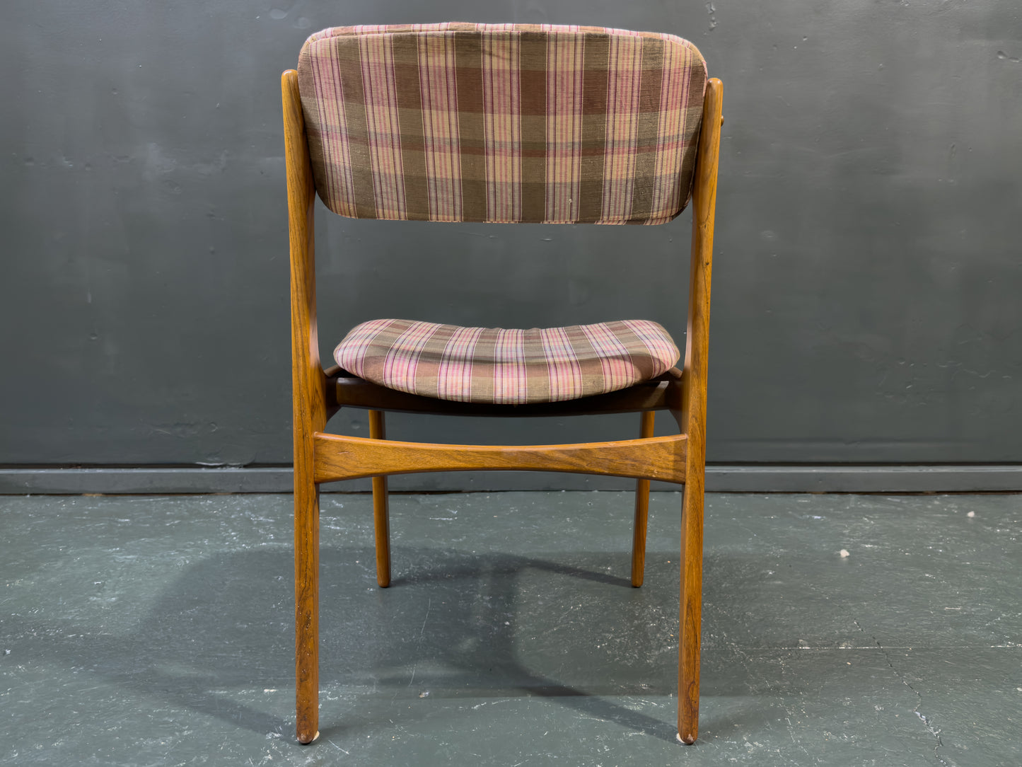 Set of 6 Teak and Plaid Upholstered Dining Chairs