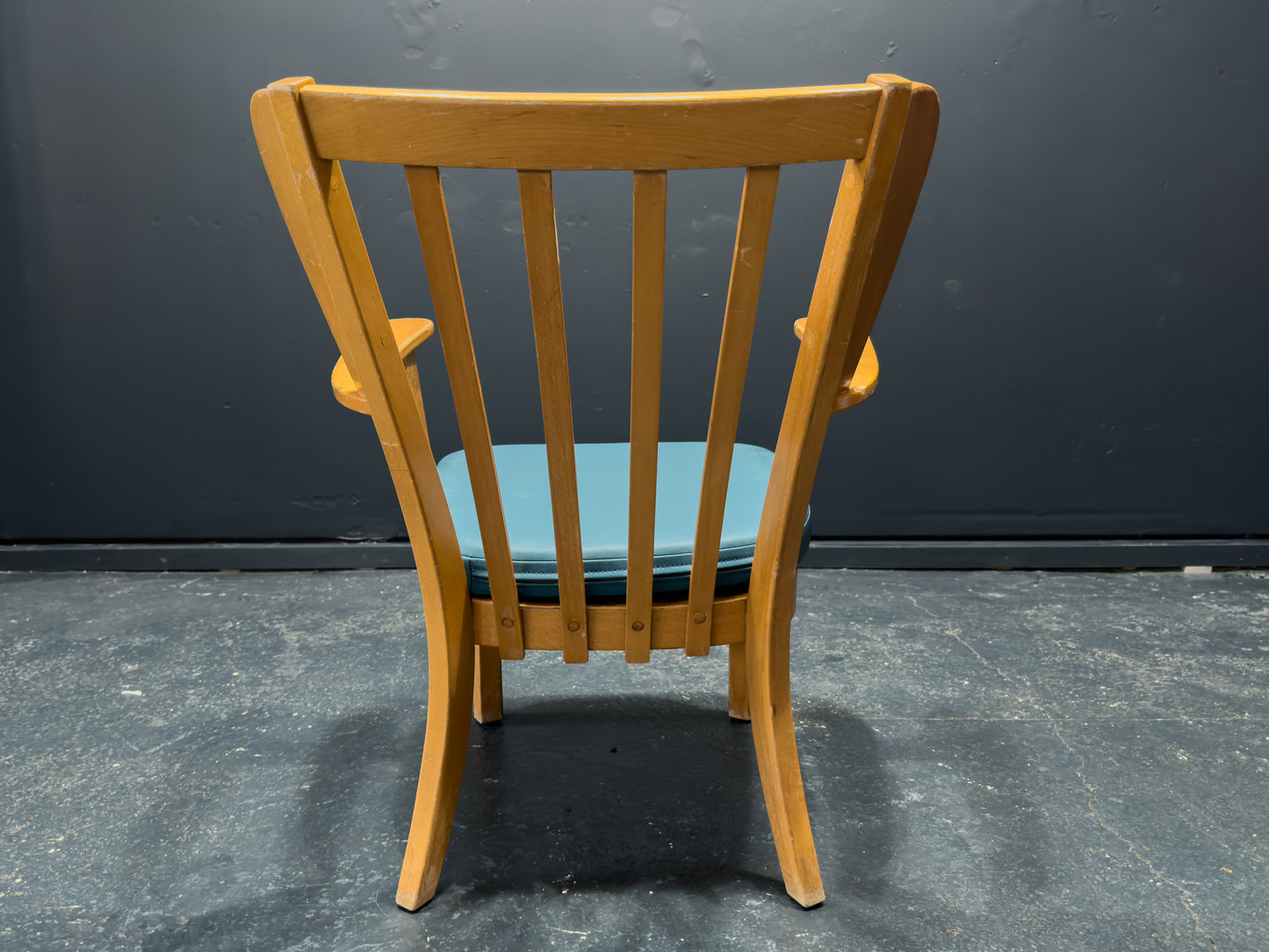 Fritz Hansen Canada Chair