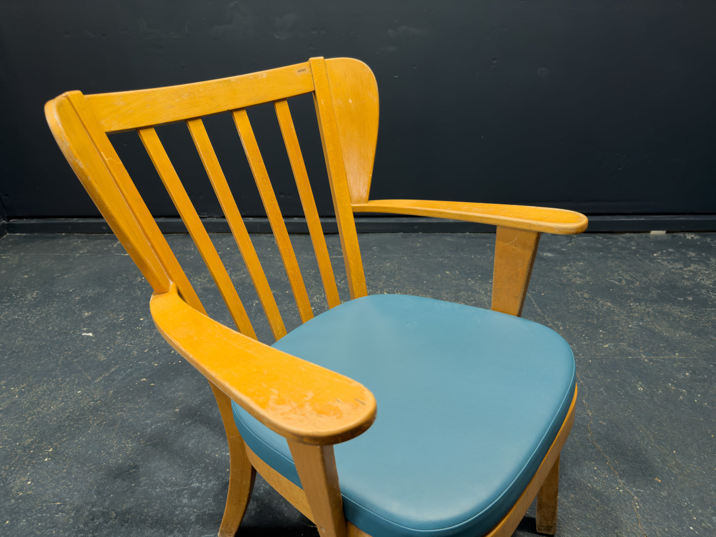 Fritz Hansen Canada Chair