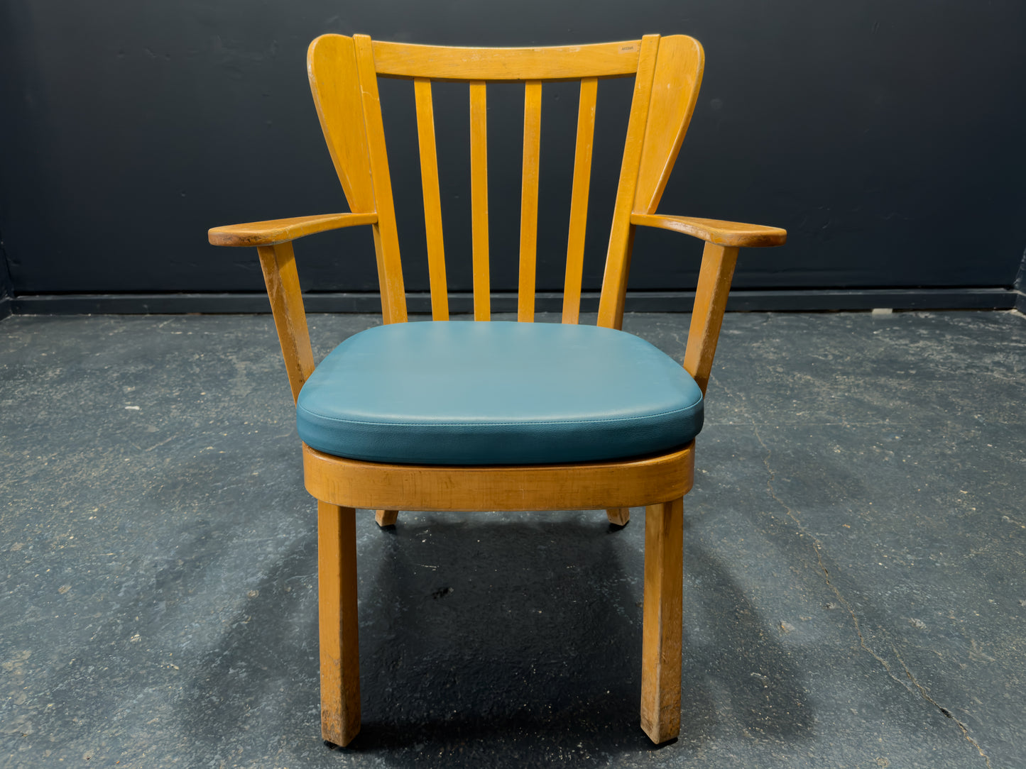 Fritz Hansen Canada Chair