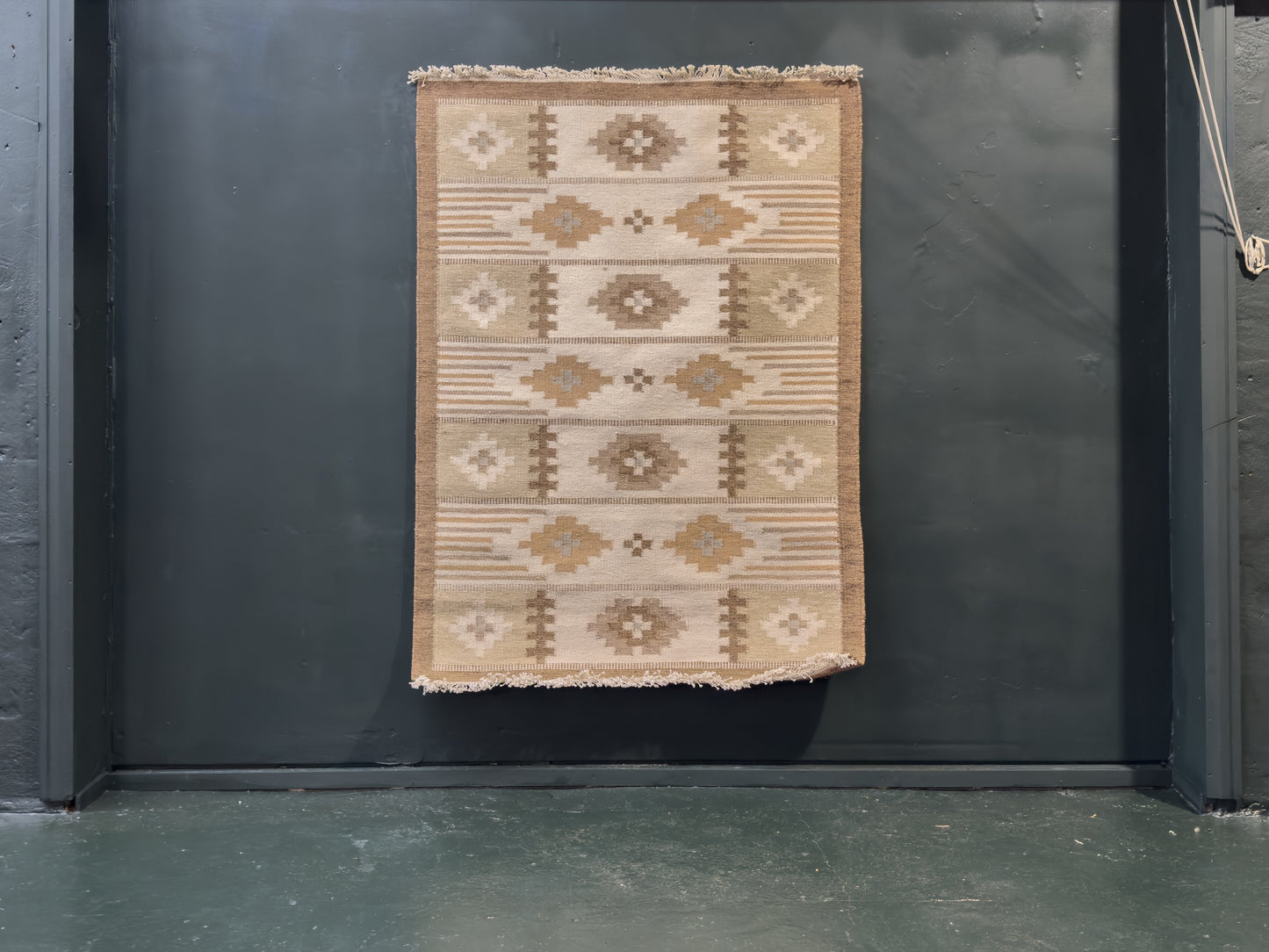 Beige Flat Weave Rug