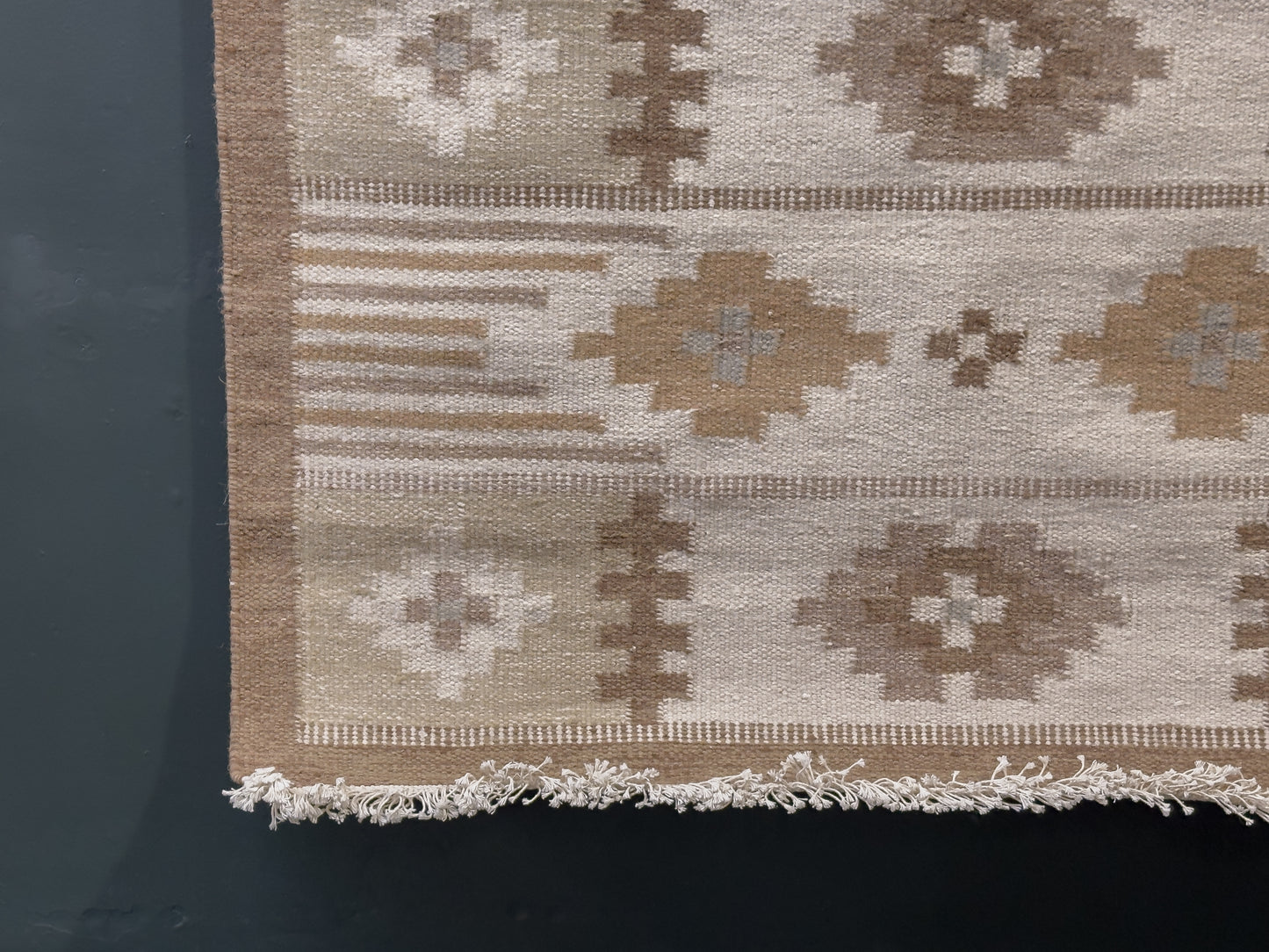 Beige Flat Weave Rug