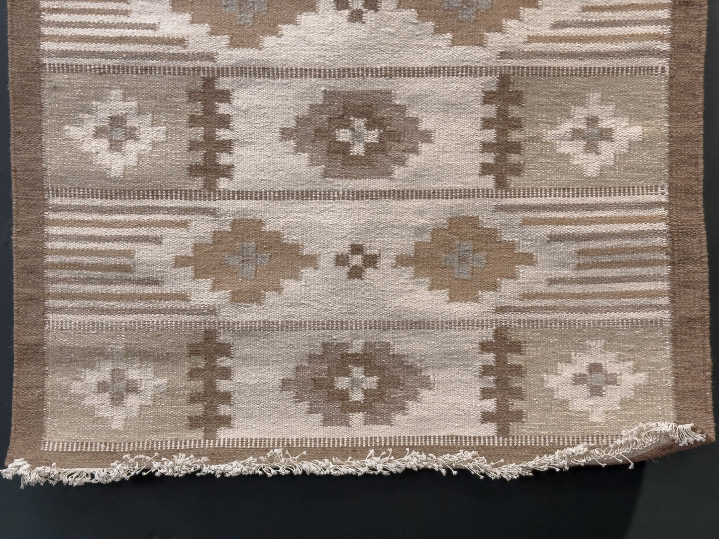 Beige Flat Weave Rug
