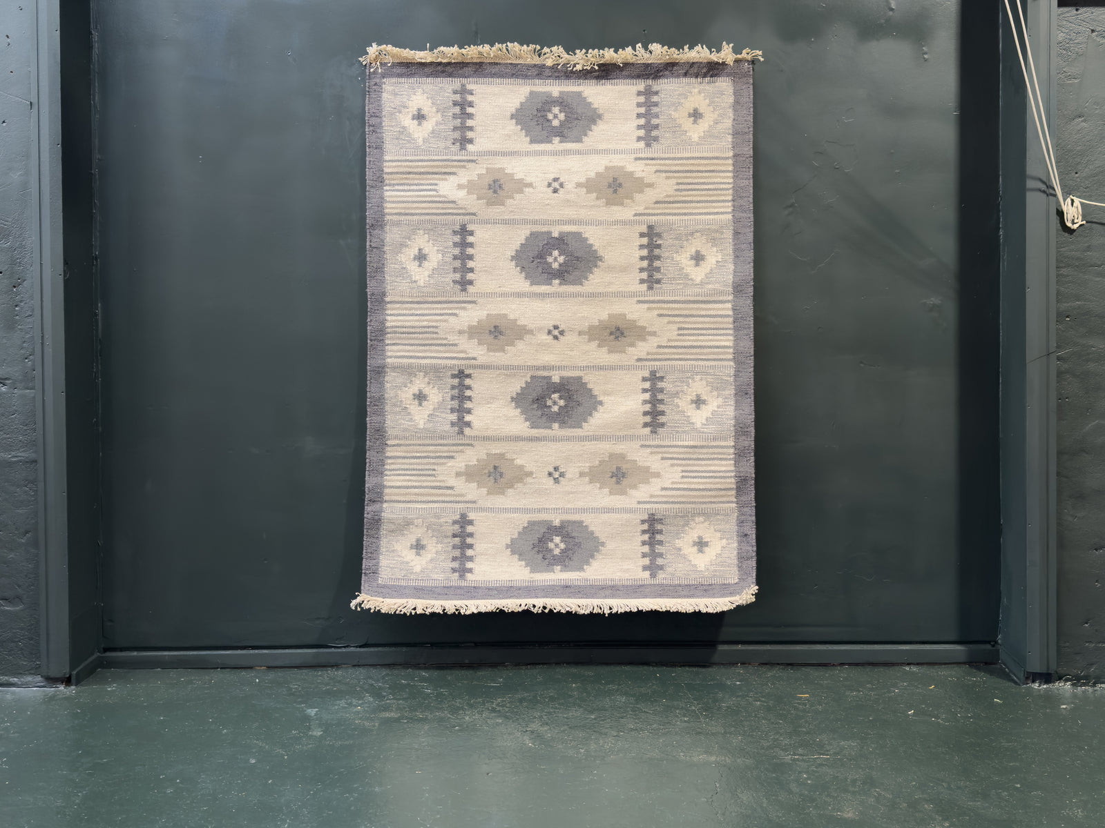 Grey Flat Weave Rug