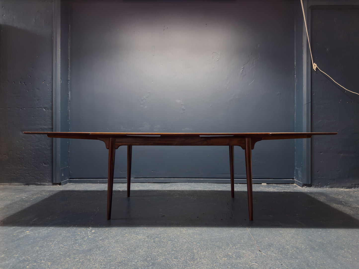 Omann Jun No.54 Rosewood Dining Table